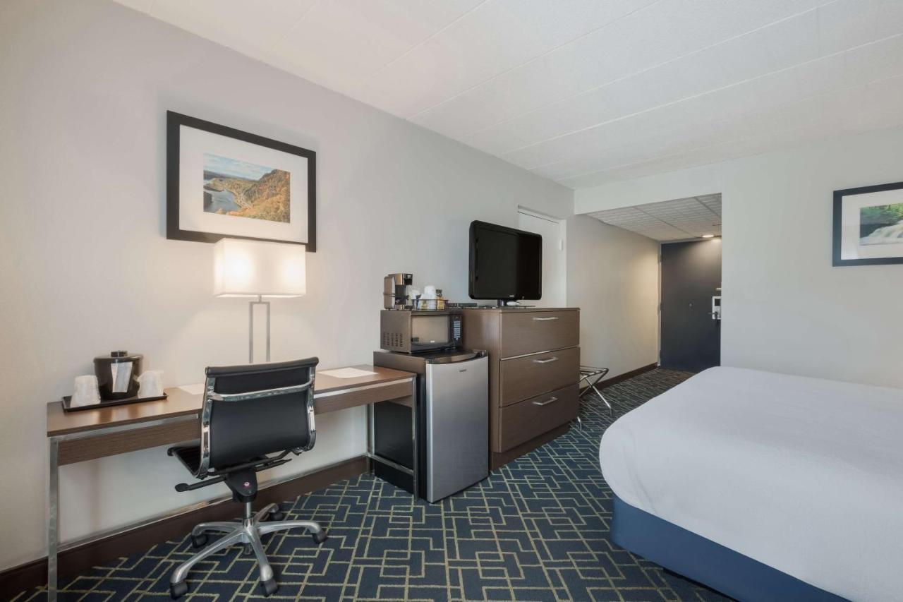 Best Western Hunt'S Landing Hotel Matamoras Milford Exterior foto